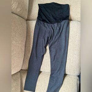 Isabel Maternity Gray Leggings Size Medium